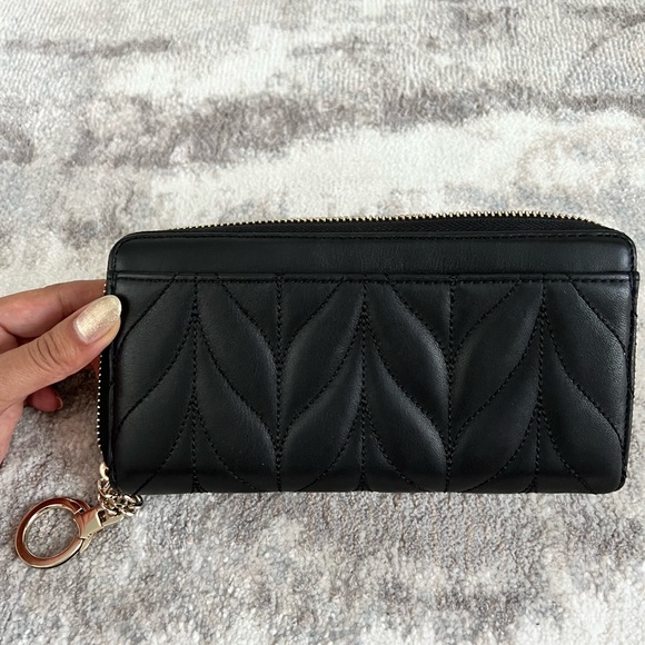 *SOLD* Kate spade briar lane quilted neda wallet *SOLD* - Picture 3 of 3